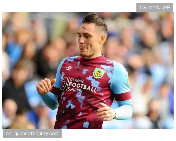 伯恩利定位球战术奏效，客场3-2逆转水晶宫取得宝贵三分